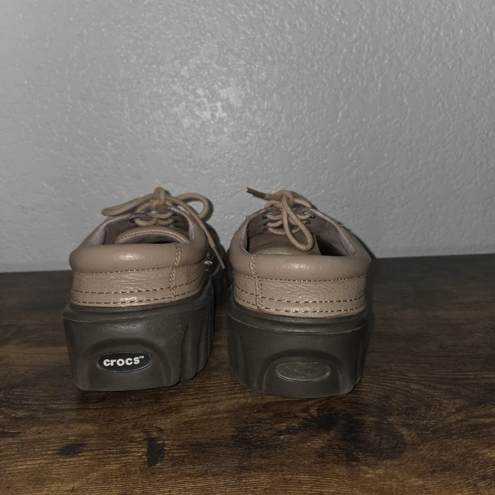 Crocs Axel Islander Lace Up‎ Shoes Unisex Mens 6 Womens 8 Tan Leather Duck Boot